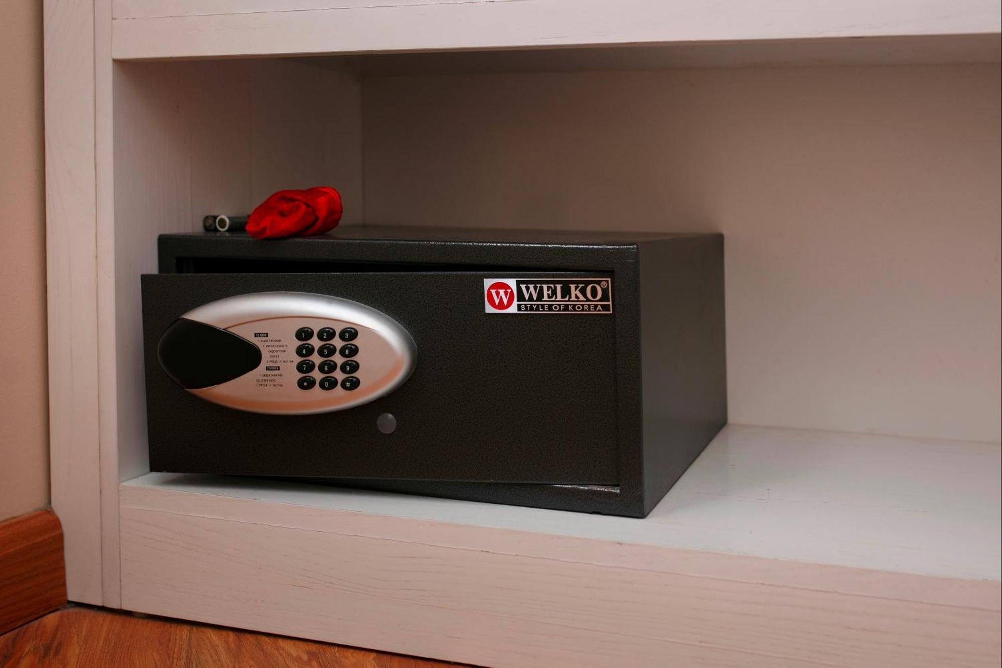 Hb Serviced Apartment - 12 Tran Quy Kien Hanoi Zewnętrze zdjęcie