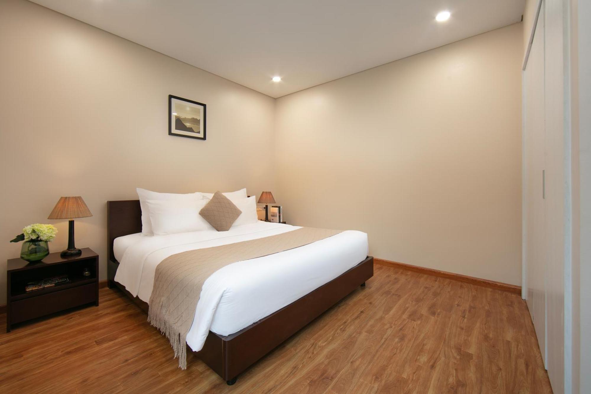 Hb Serviced Apartment - 12 Tran Quy Kien Hanoi Zewnętrze zdjęcie