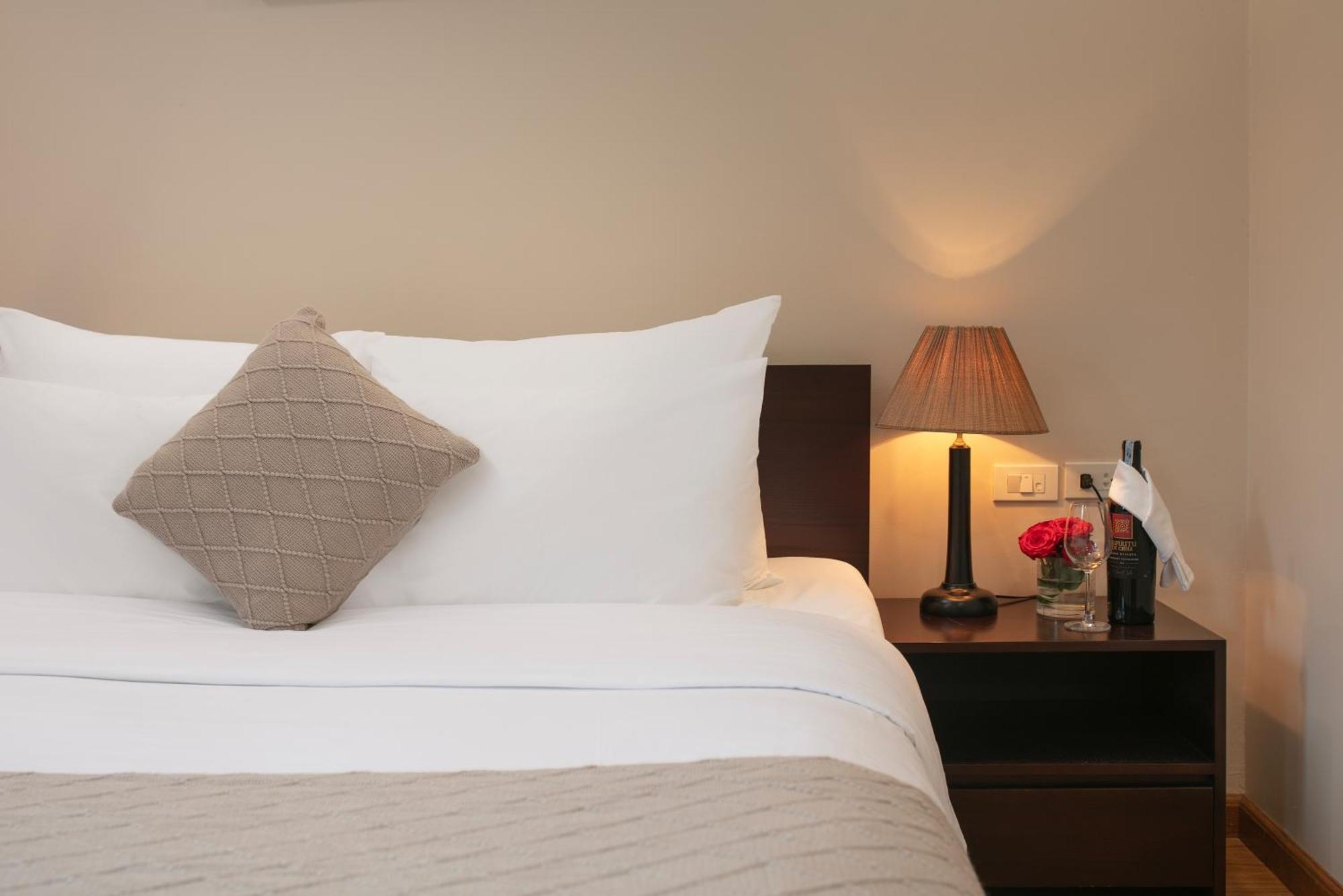 Hb Serviced Apartment - 12 Tran Quy Kien Hanoi Zewnętrze zdjęcie